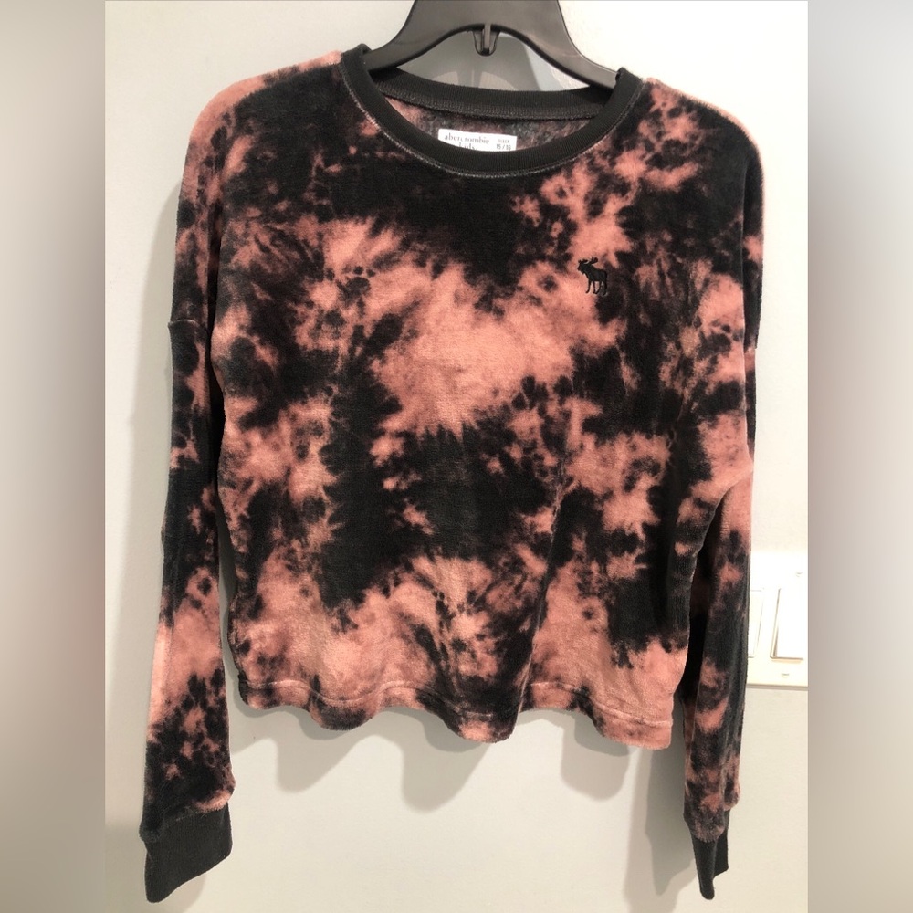 Abercrombie Kids Tie Dye Fleece Sweatshirt Sleep Size 15/16 Pullover Pink Black